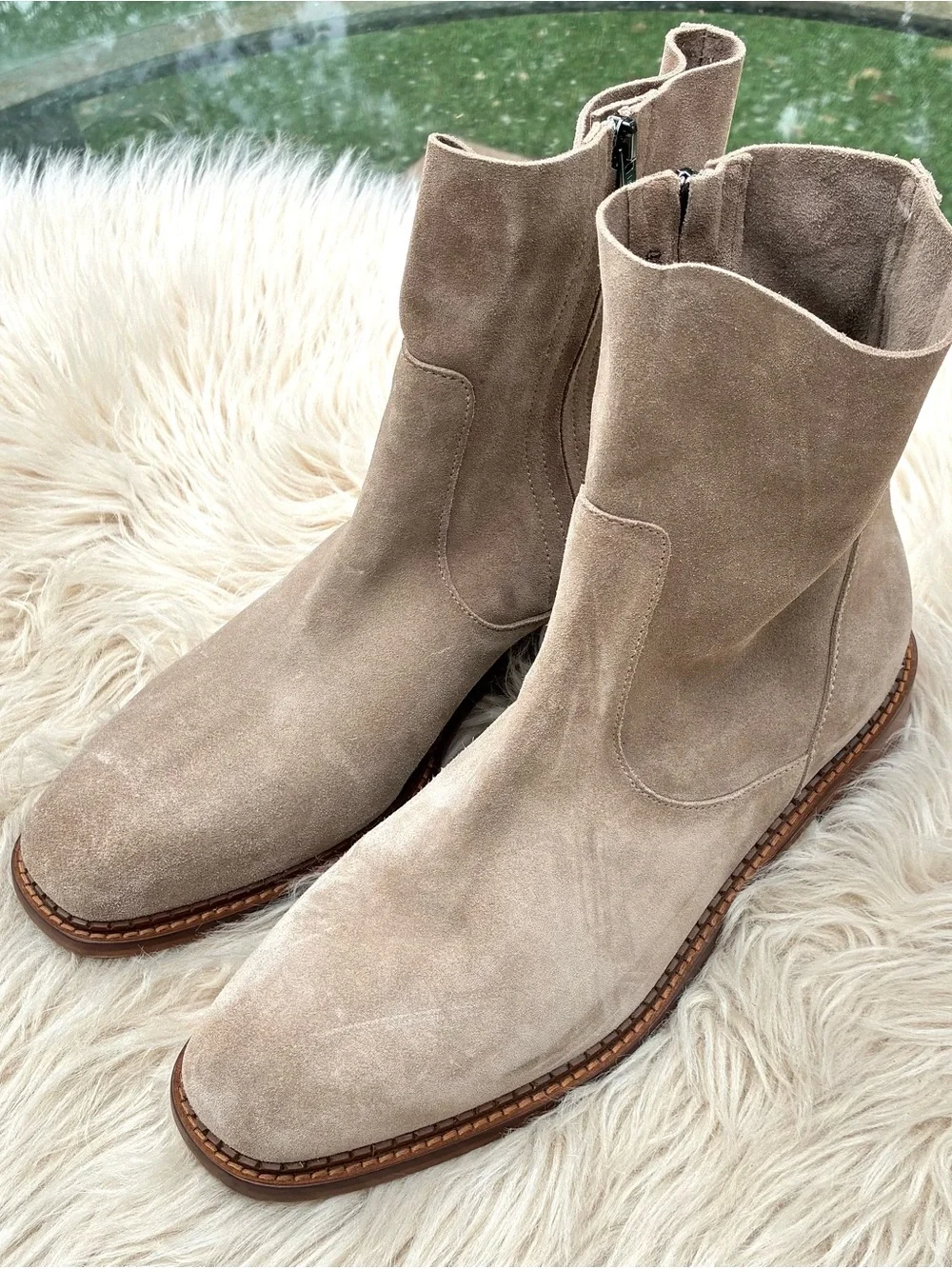 La Canadienne NWOT Silvie Boots Sz 10